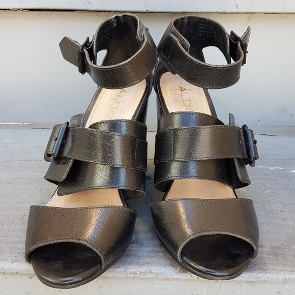 ALDO Genuine leather sandals. - Picture 3 of 3